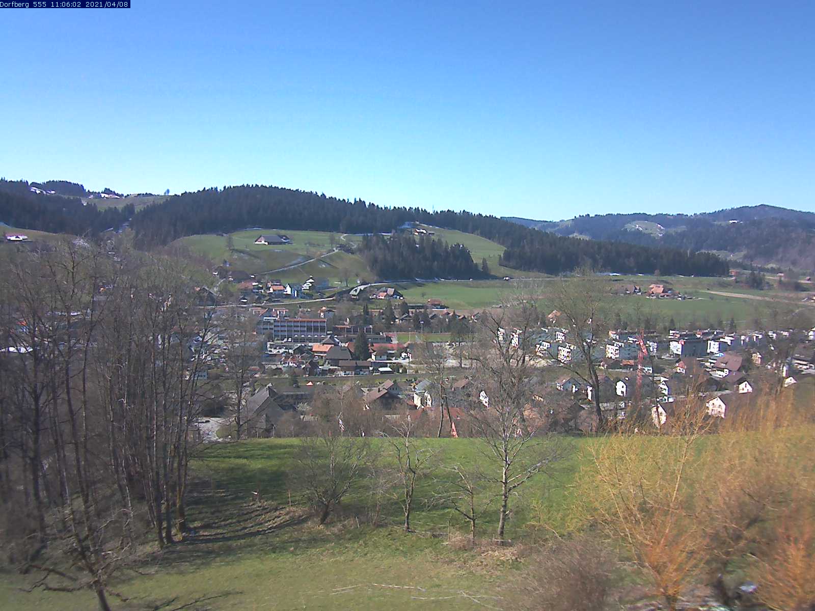 Webcam-Bild: Aussicht vom Dorfberg in Langnau 20210408-110601