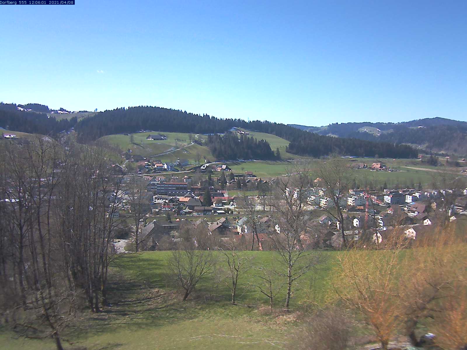 Webcam-Bild: Aussicht vom Dorfberg in Langnau 20210408-120601