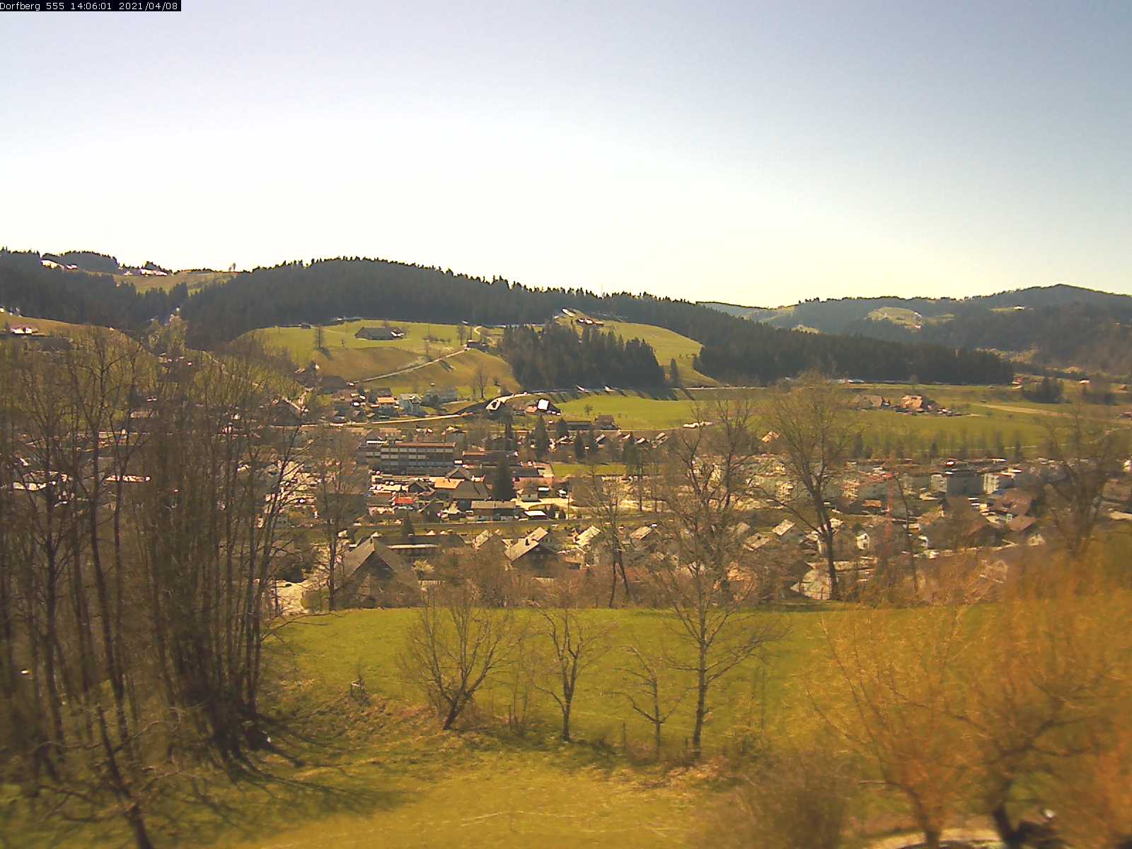 Webcam-Bild: Aussicht vom Dorfberg in Langnau 20210408-140601