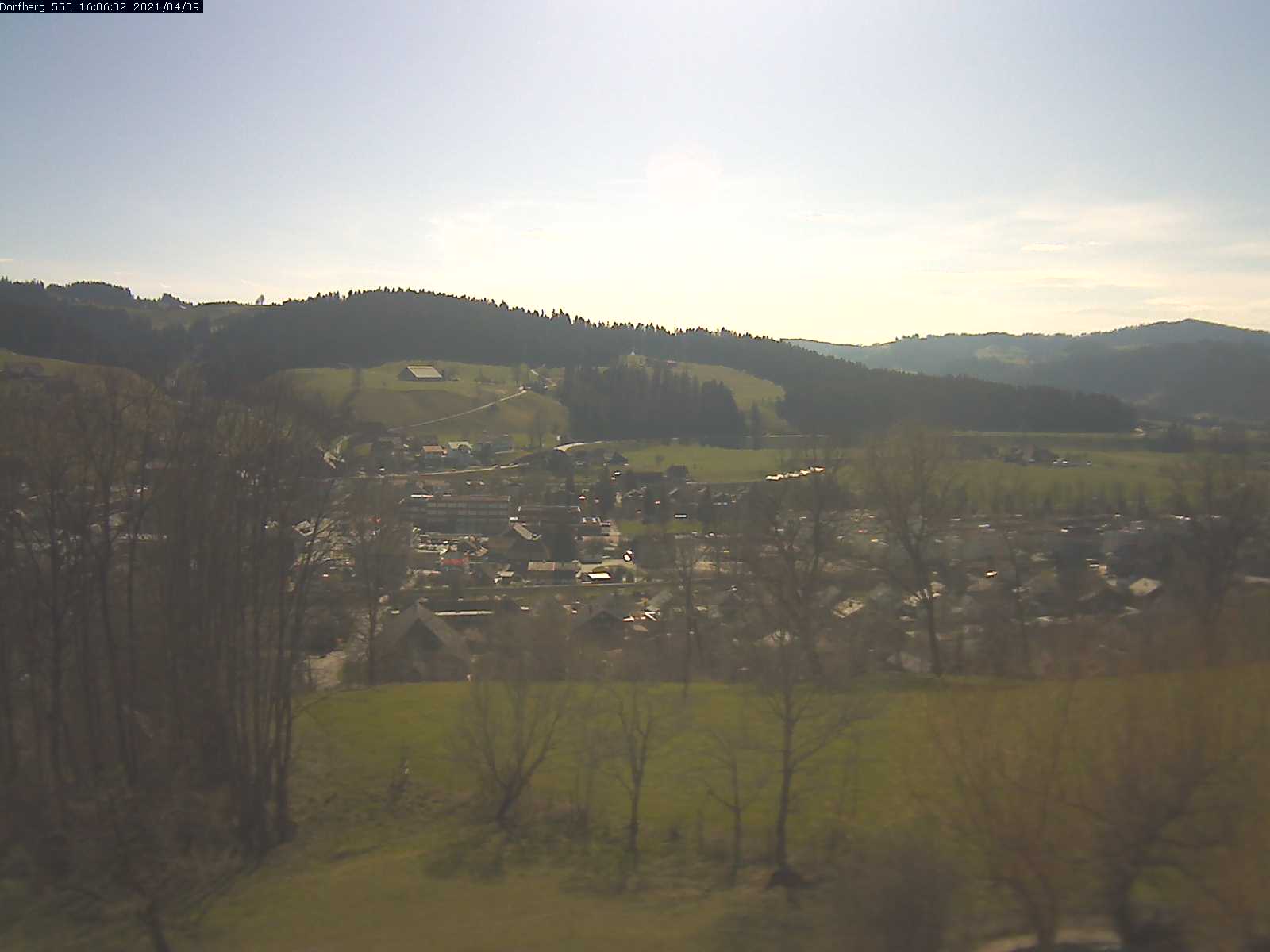 Webcam-Bild: Aussicht vom Dorfberg in Langnau 20210409-160601
