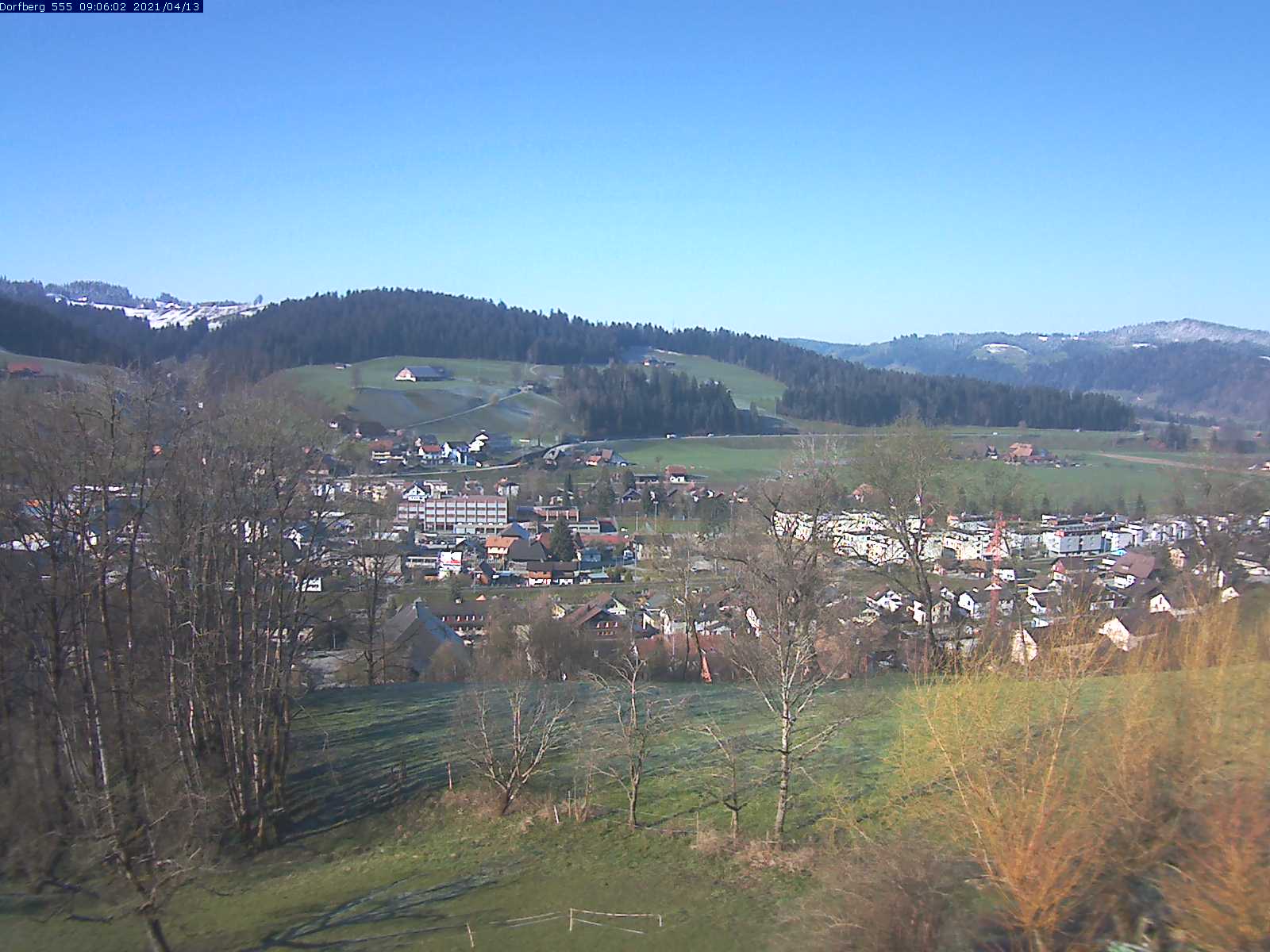 Webcam-Bild: Aussicht vom Dorfberg in Langnau 20210413-090601