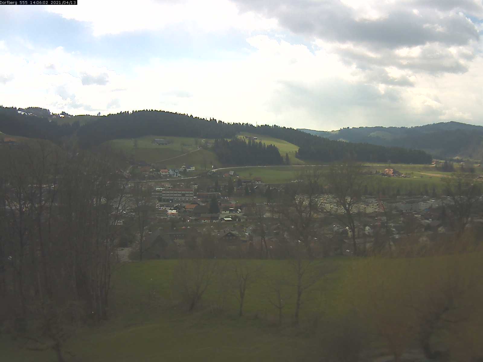 Webcam-Bild: Aussicht vom Dorfberg in Langnau 20210413-140601