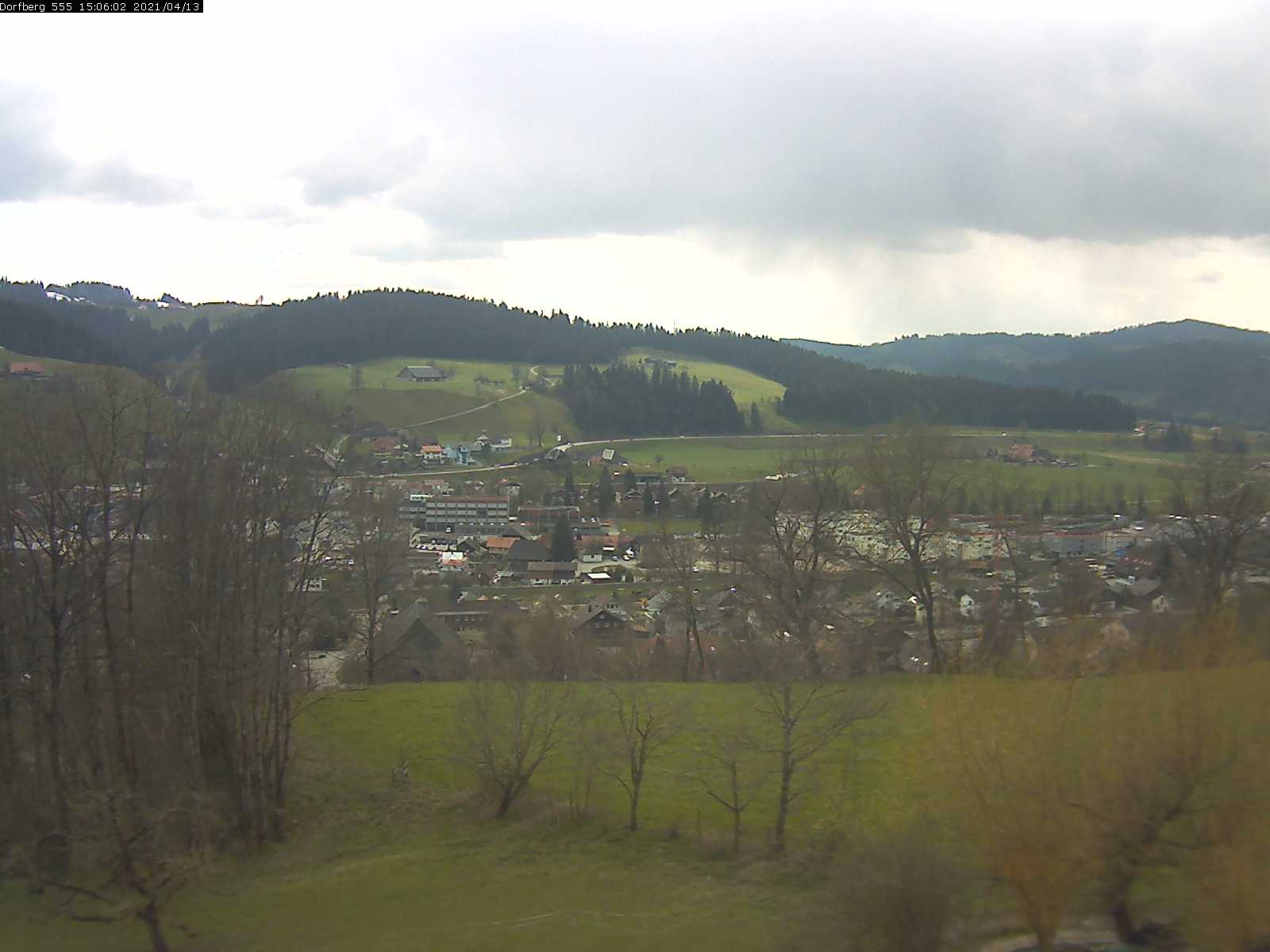 Webcam-Bild: Aussicht vom Dorfberg in Langnau 20210413-150601