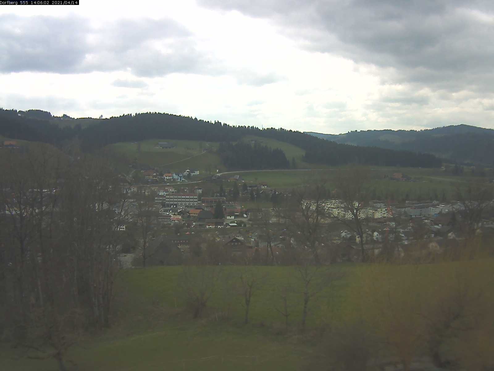 Webcam-Bild: Aussicht vom Dorfberg in Langnau 20210414-140601