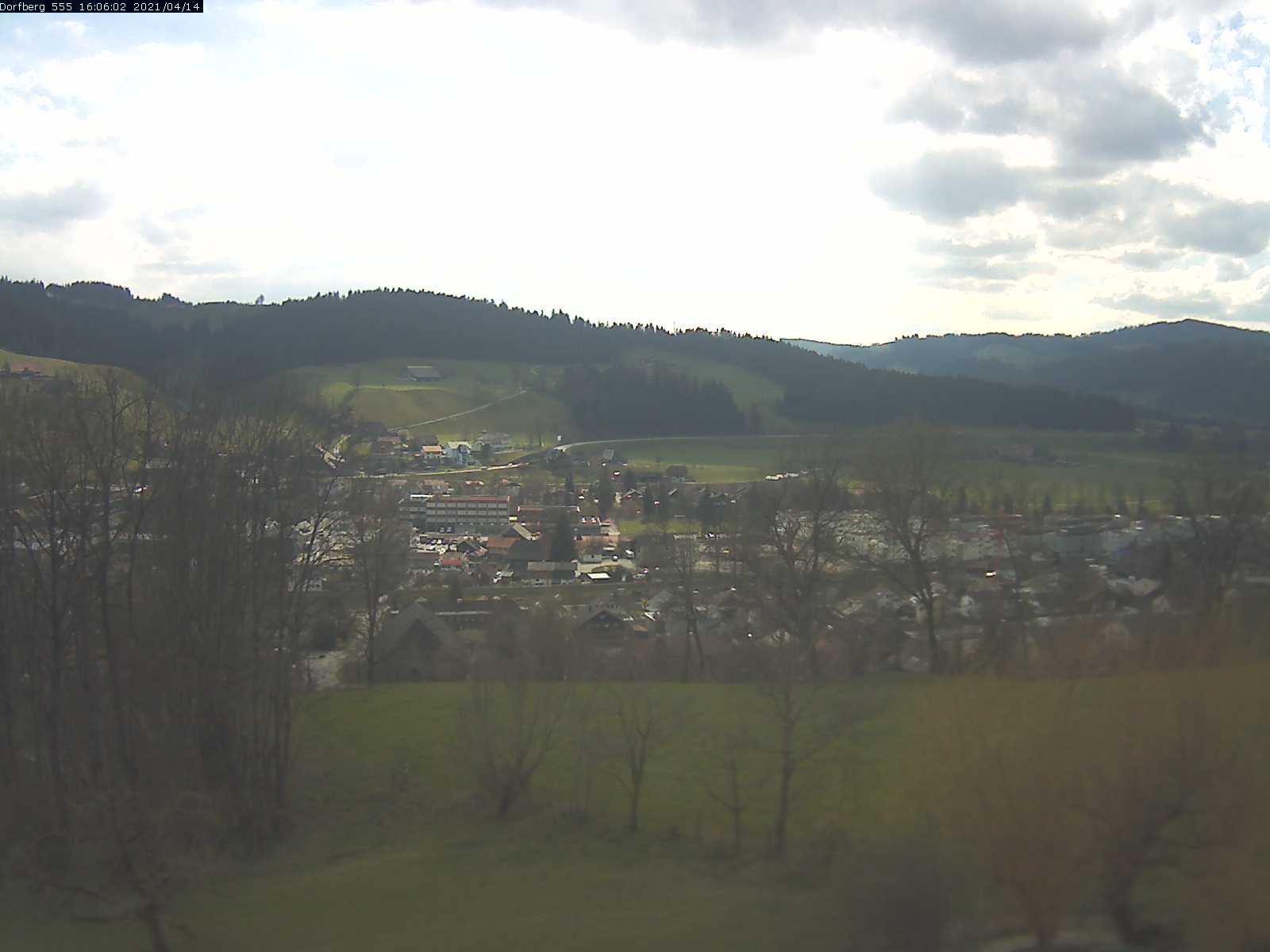 Webcam-Bild: Aussicht vom Dorfberg in Langnau 20210414-160601