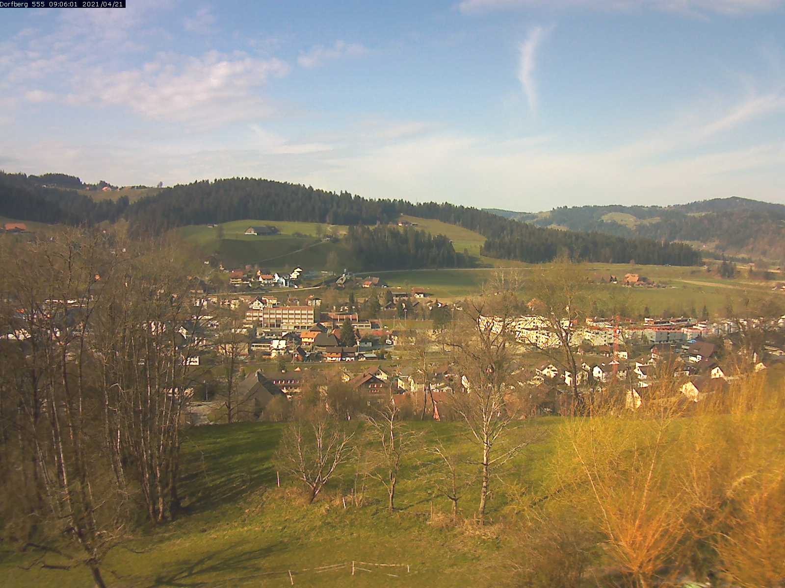 Webcam-Bild: Aussicht vom Dorfberg in Langnau 20210421-090601
