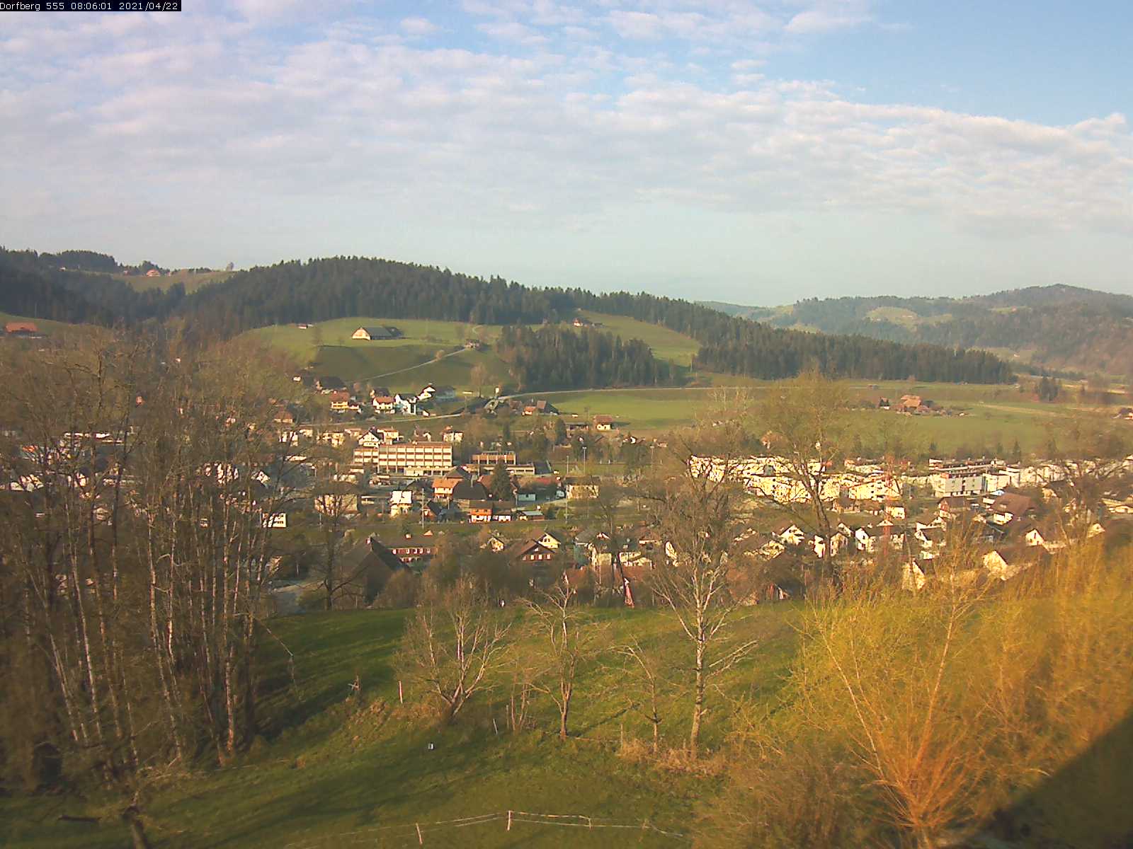 Webcam-Bild: Aussicht vom Dorfberg in Langnau 20210422-080601