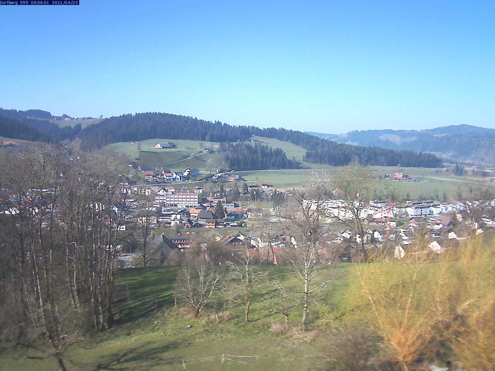 Webcam-Bild: Aussicht vom Dorfberg in Langnau 20210423-090601