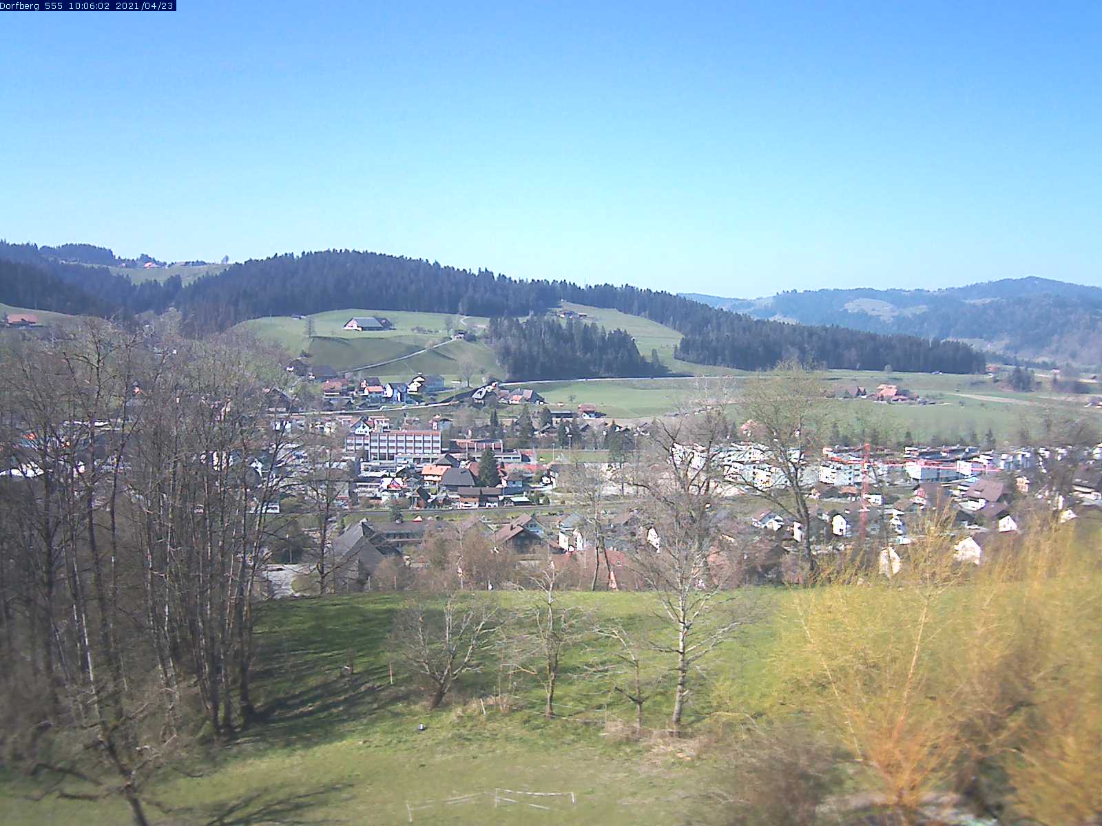 Webcam-Bild: Aussicht vom Dorfberg in Langnau 20210423-100601
