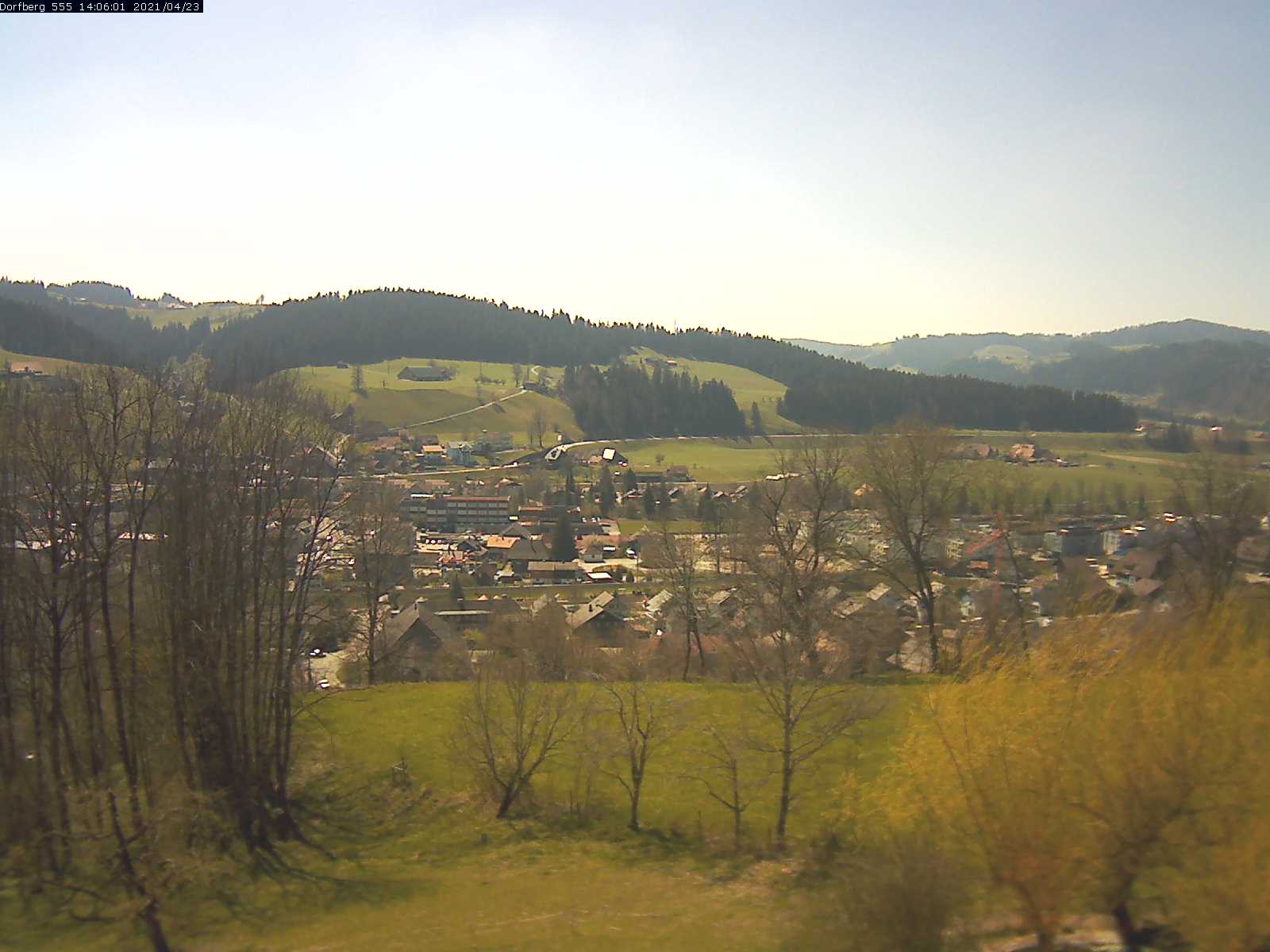 Webcam-Bild: Aussicht vom Dorfberg in Langnau 20210423-140601
