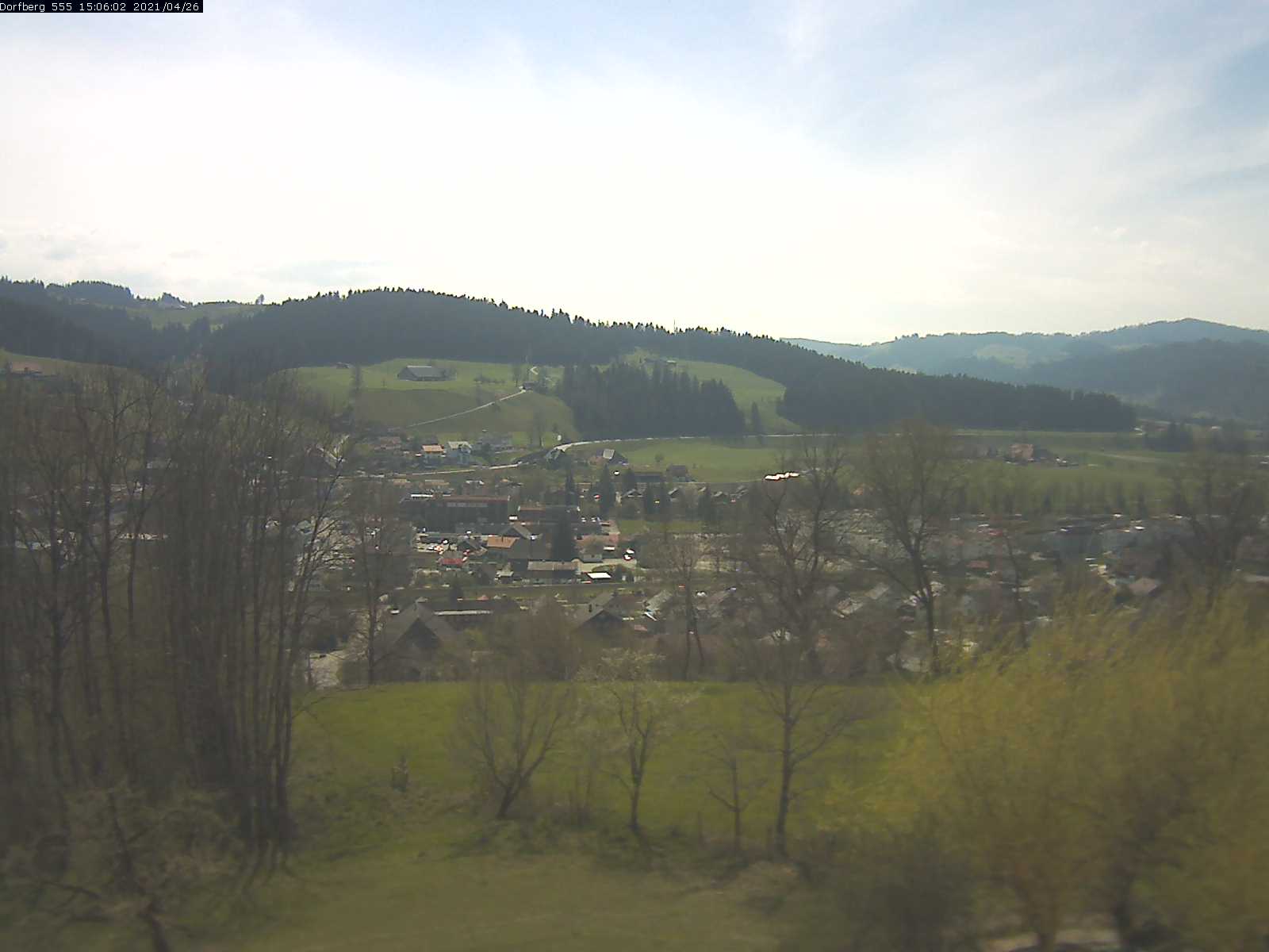Webcam-Bild: Aussicht vom Dorfberg in Langnau 20210426-150601