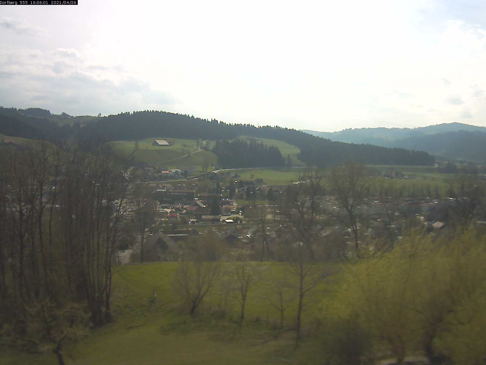 Webcam-Bild: Aussicht vom Dorfberg in Langnau 20210426-160601