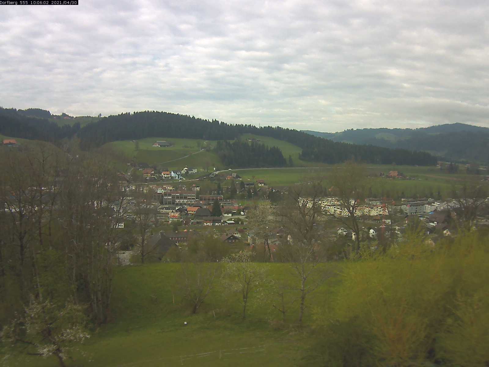 Webcam-Bild: Aussicht vom Dorfberg in Langnau 20210430-100601