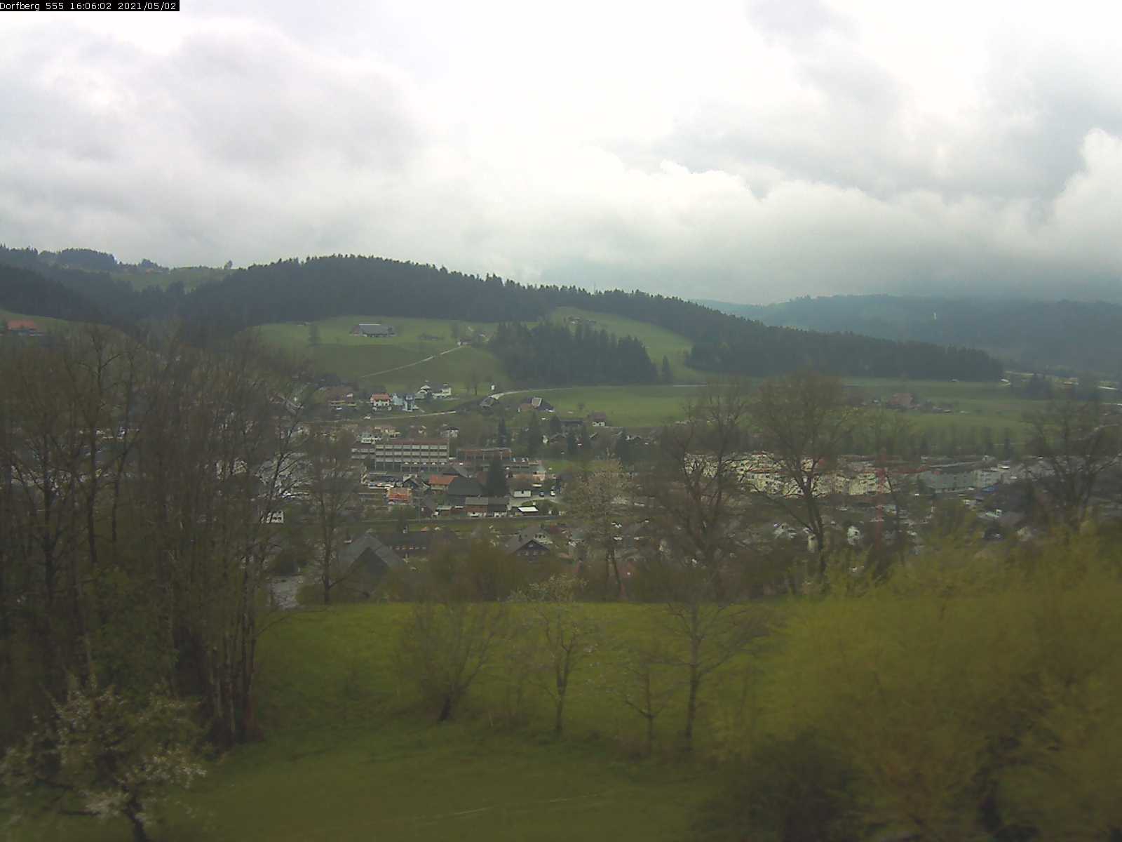 Webcam-Bild: Aussicht vom Dorfberg in Langnau 20210502-160601
