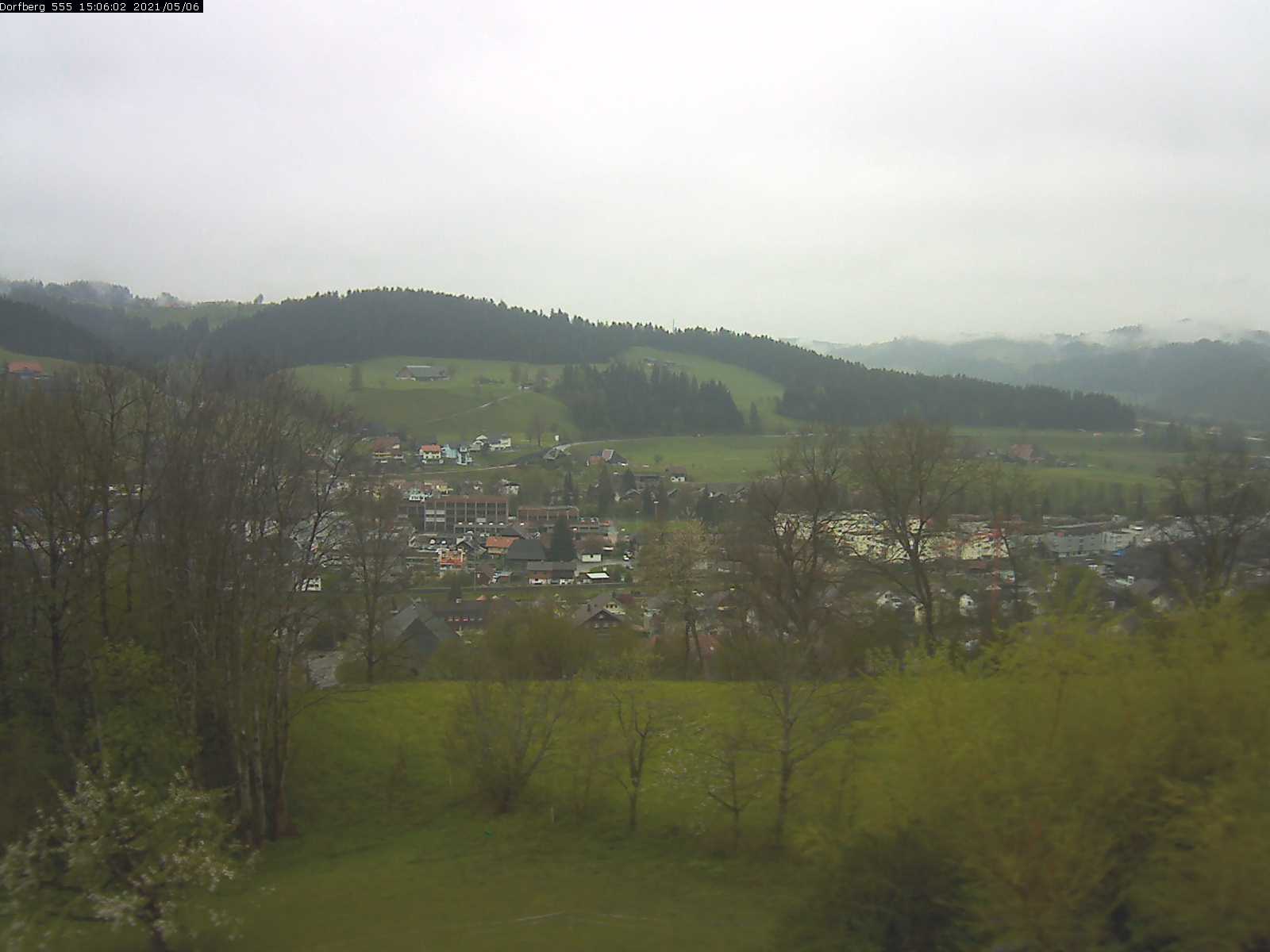 Webcam-Bild: Aussicht vom Dorfberg in Langnau 20210506-150601