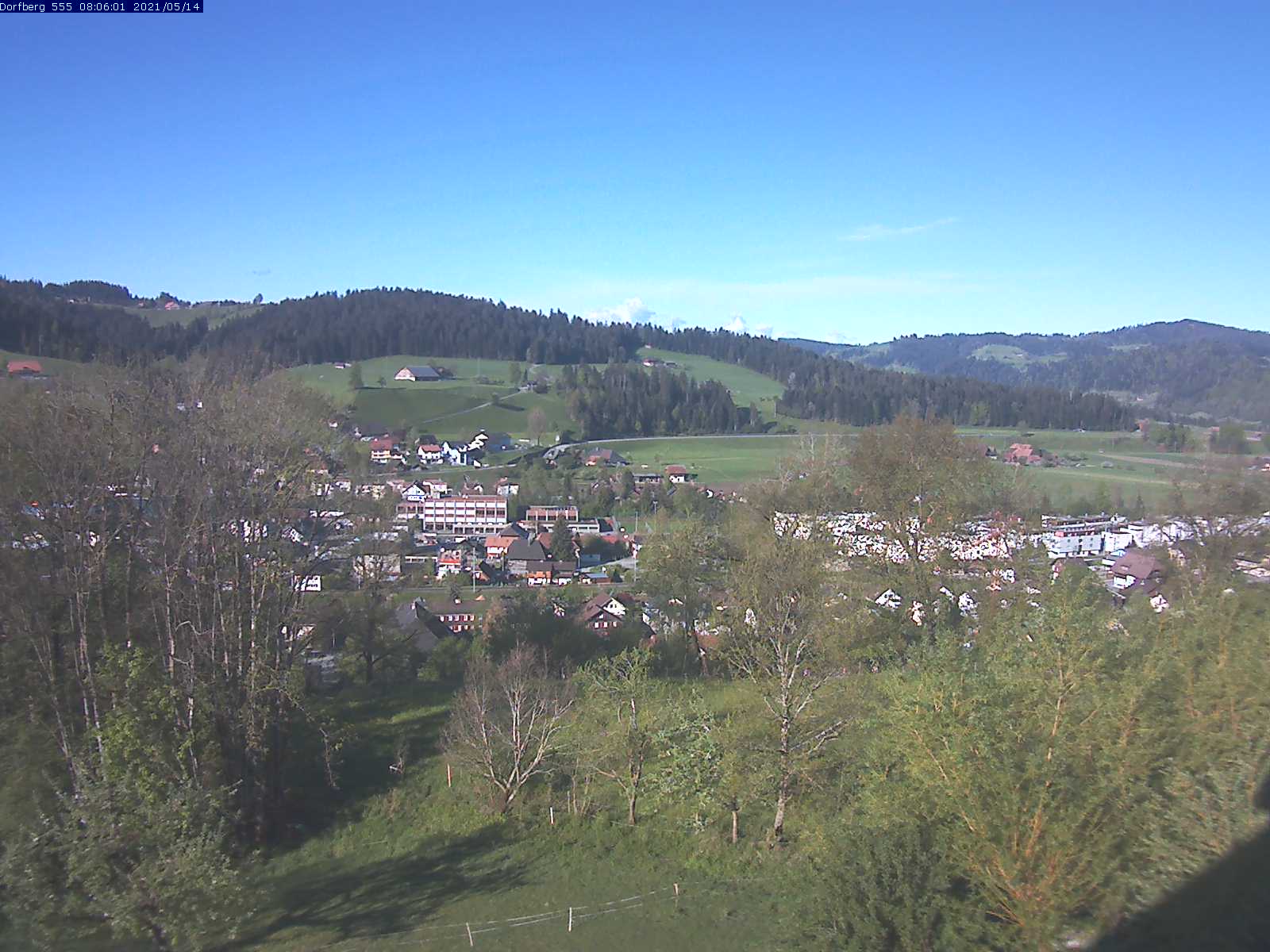 Webcam-Bild: Aussicht vom Dorfberg in Langnau 20210514-080601