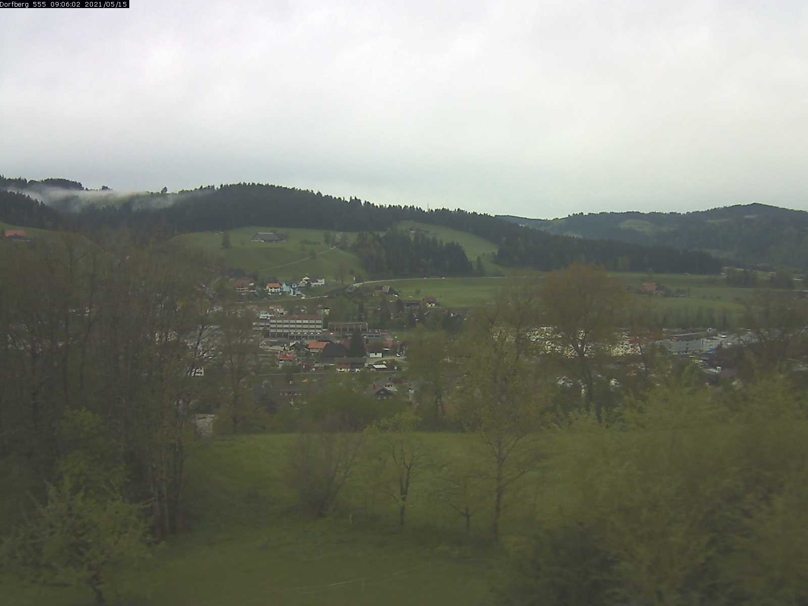 Webcam-Bild: Aussicht vom Dorfberg in Langnau 20210515-090601