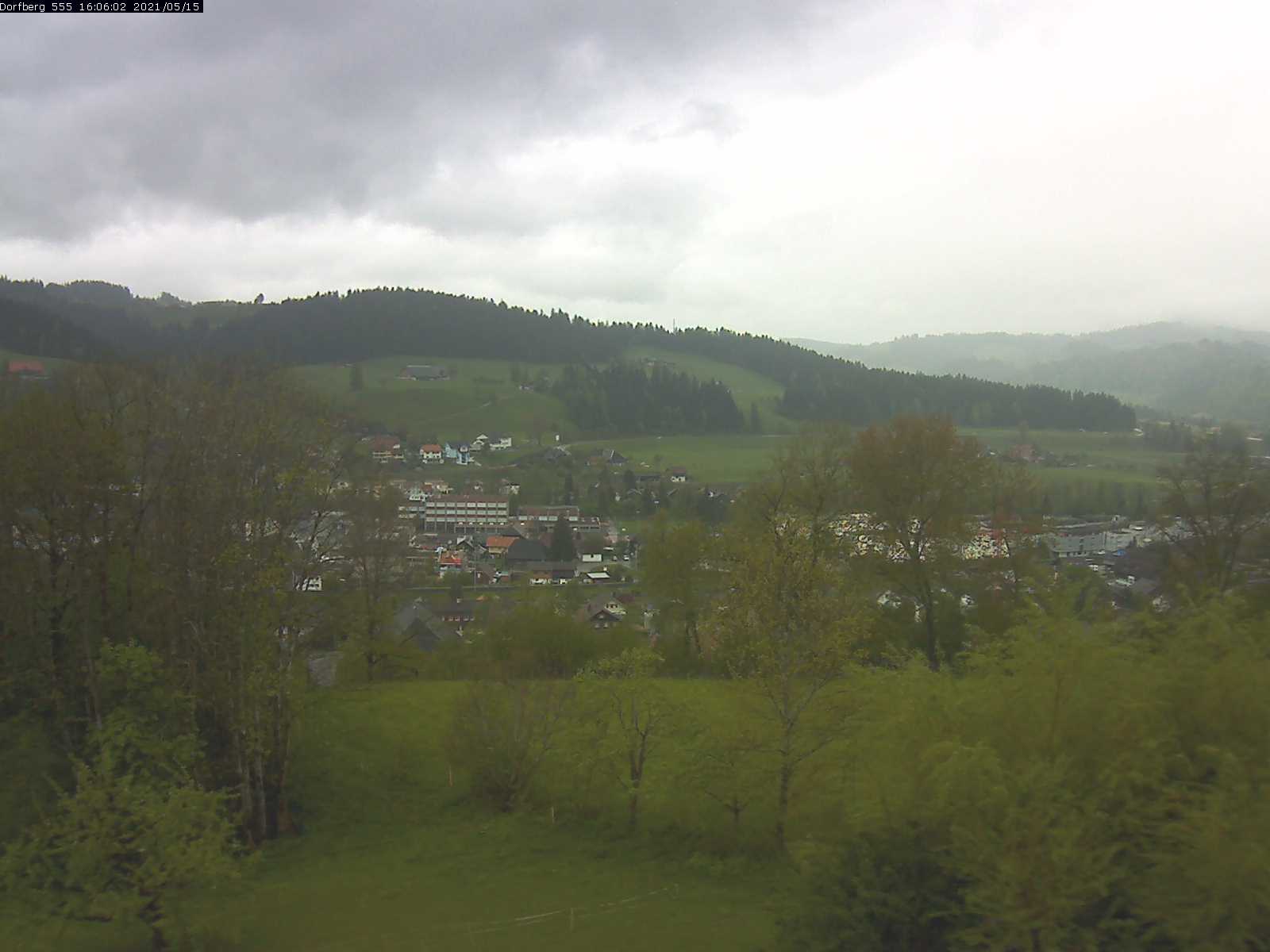 Webcam-Bild: Aussicht vom Dorfberg in Langnau 20210515-160602