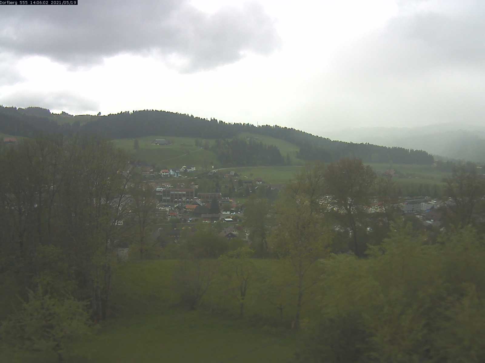 Webcam-Bild: Aussicht vom Dorfberg in Langnau 20210519-140601