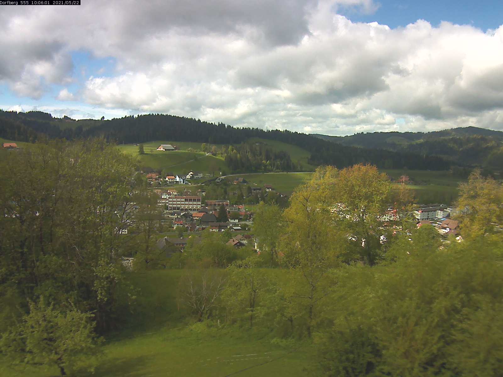 Webcam-Bild: Aussicht vom Dorfberg in Langnau 20210522-100601