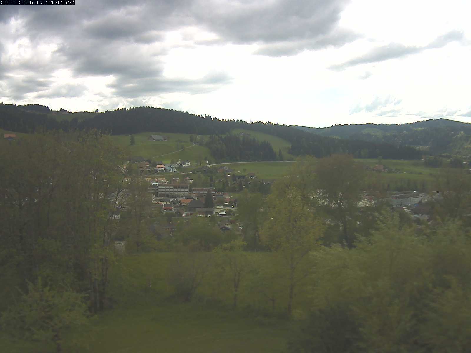 Webcam-Bild: Aussicht vom Dorfberg in Langnau 20210522-160601
