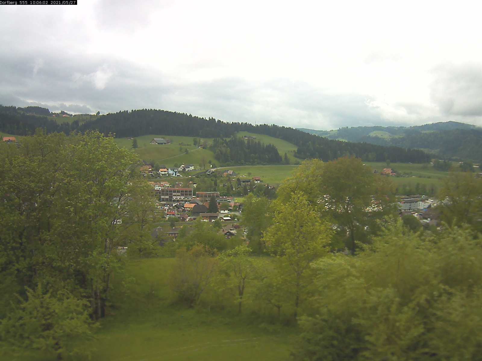 Webcam-Bild: Aussicht vom Dorfberg in Langnau 20210527-100601