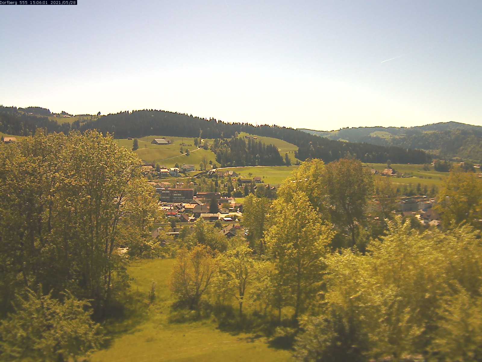 Webcam-Bild: Aussicht vom Dorfberg in Langnau 20210528-150601