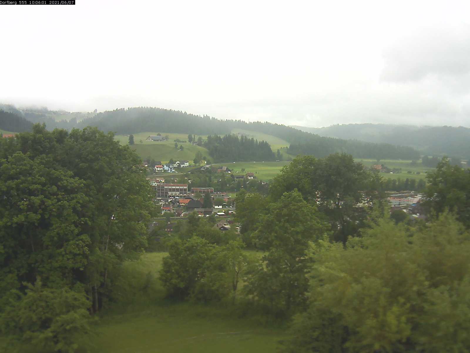 Webcam-Bild: Aussicht vom Dorfberg in Langnau 20210607-100601