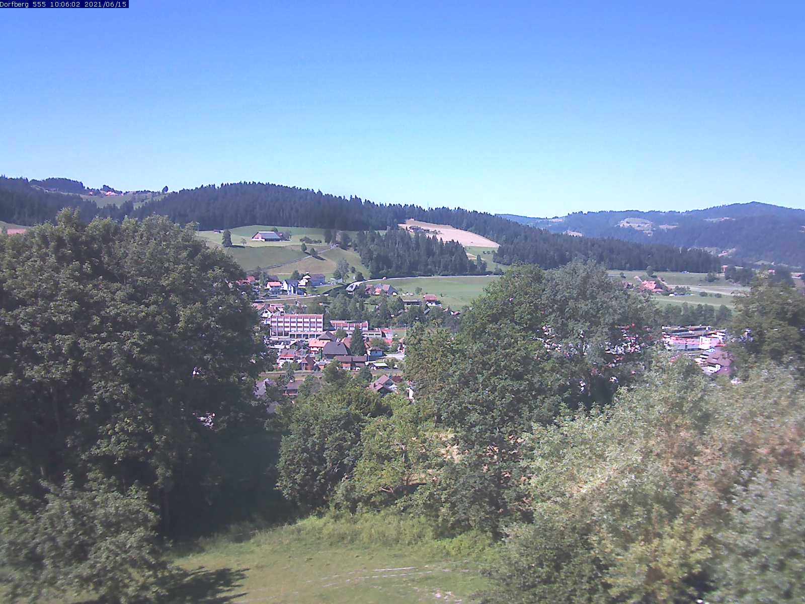 Webcam-Bild: Aussicht vom Dorfberg in Langnau 20210615-100601