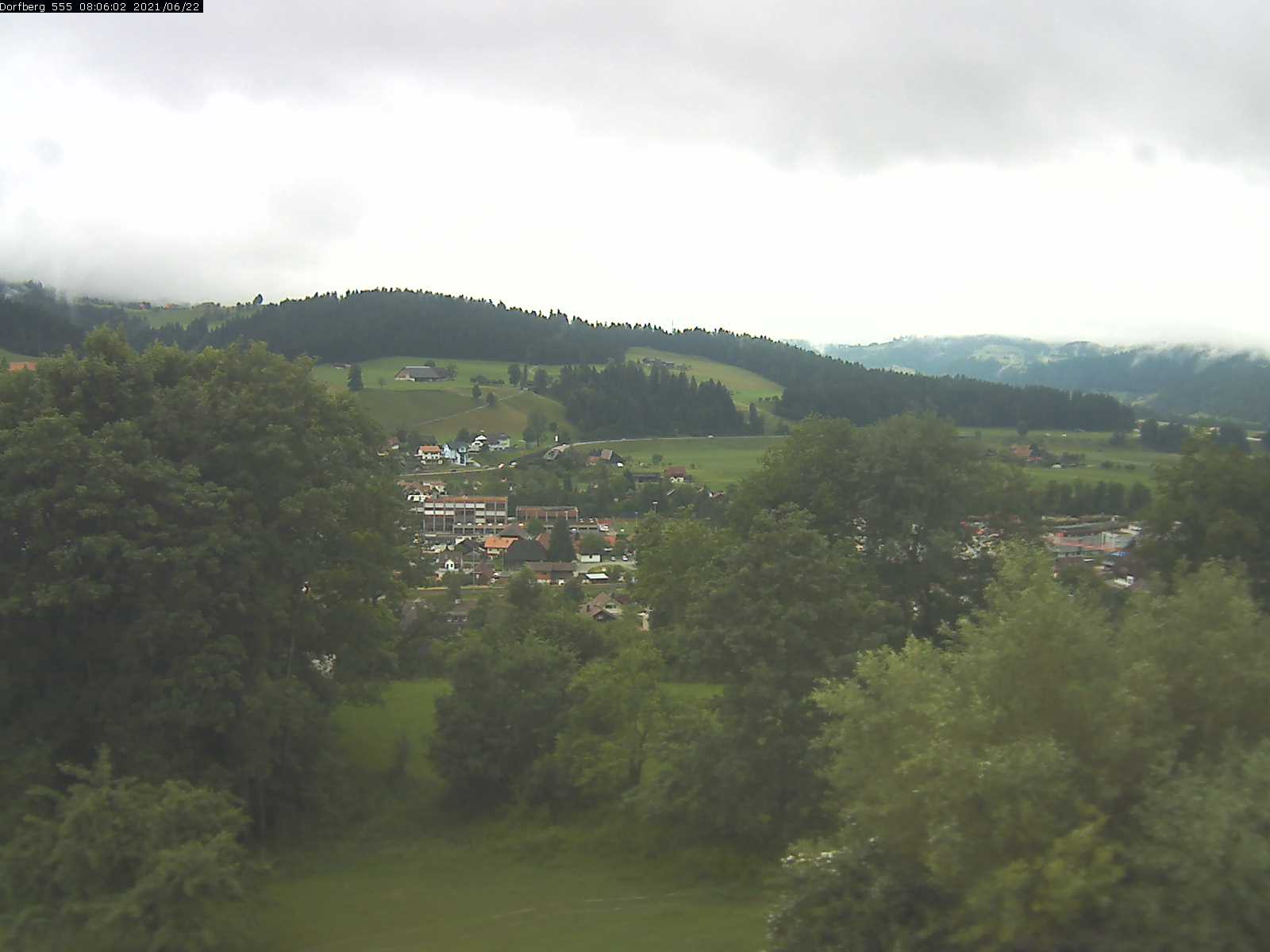 Webcam-Bild: Aussicht vom Dorfberg in Langnau 20210622-080601