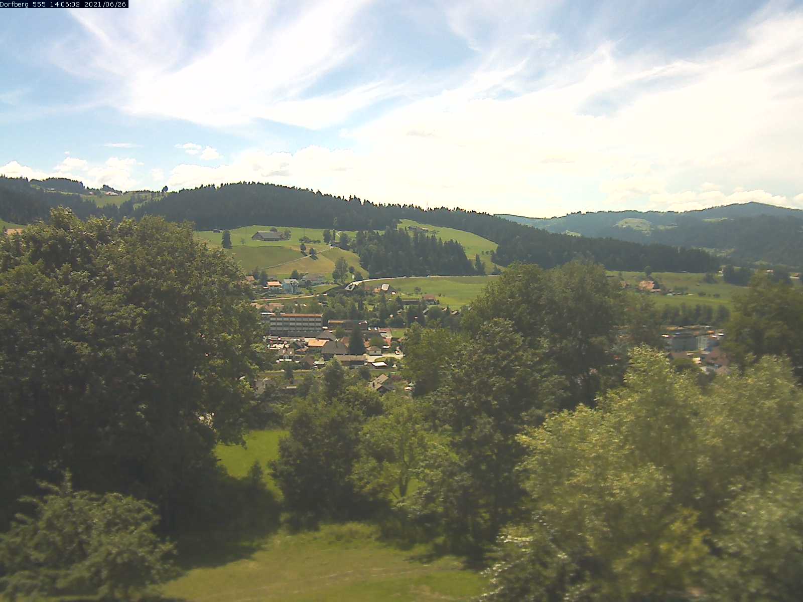 Webcam-Bild: Aussicht vom Dorfberg in Langnau 20210626-140601