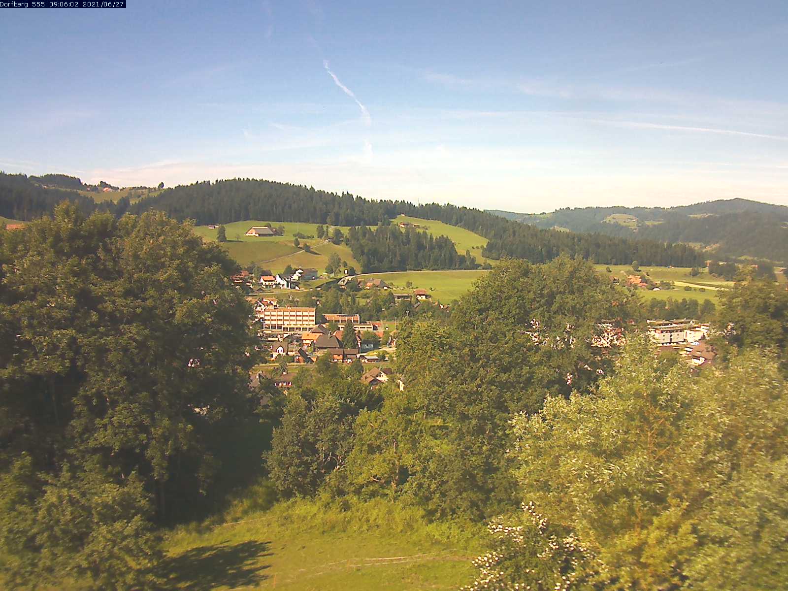Webcam-Bild: Aussicht vom Dorfberg in Langnau 20210627-090601