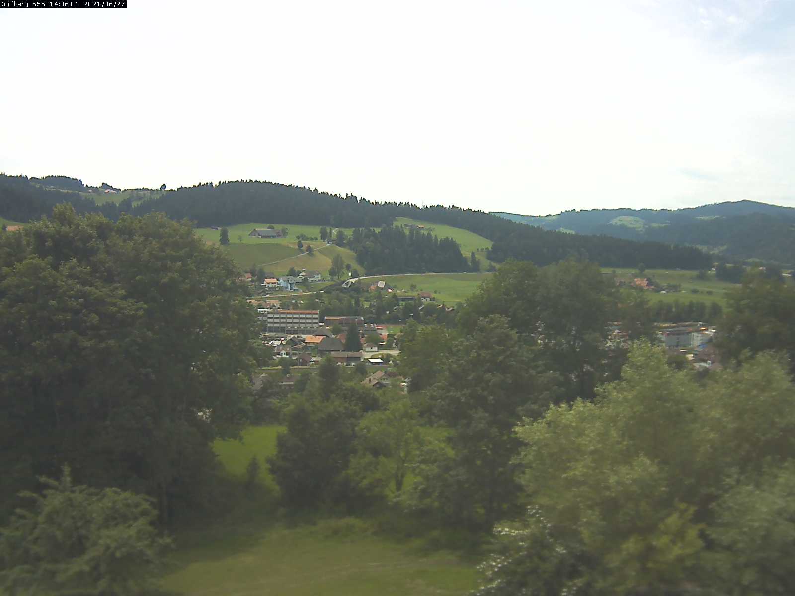 Webcam-Bild: Aussicht vom Dorfberg in Langnau 20210627-140601