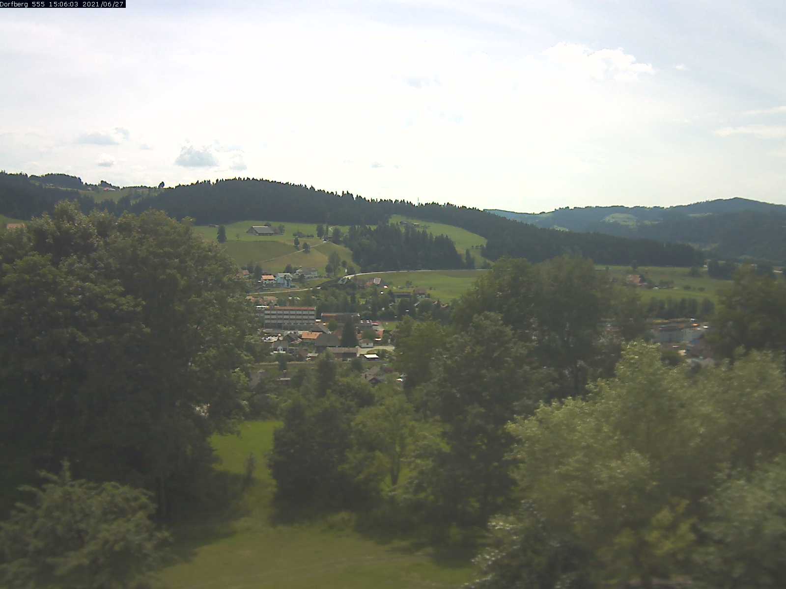 Webcam-Bild: Aussicht vom Dorfberg in Langnau 20210627-150601