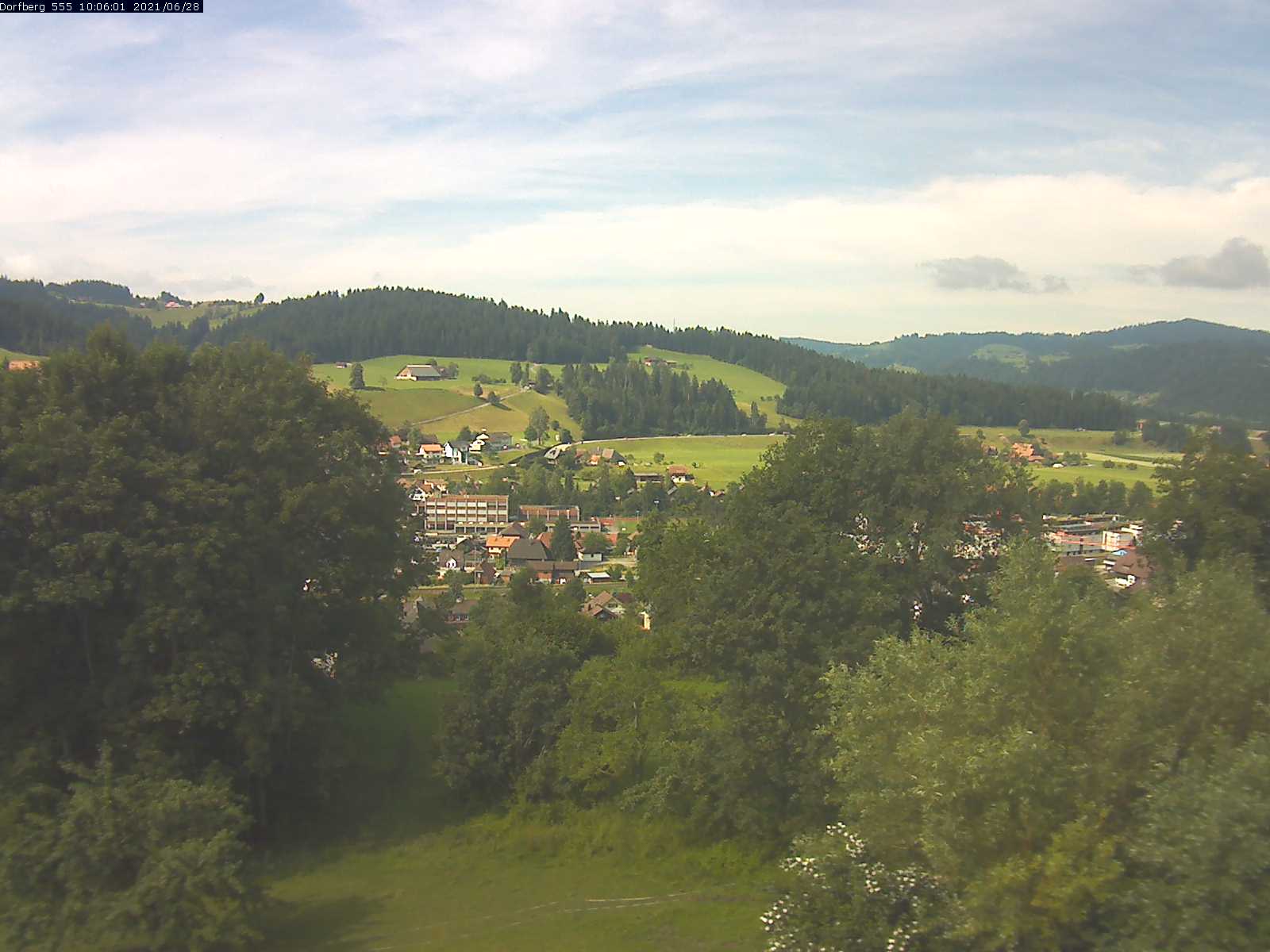 Webcam-Bild: Aussicht vom Dorfberg in Langnau 20210628-100601