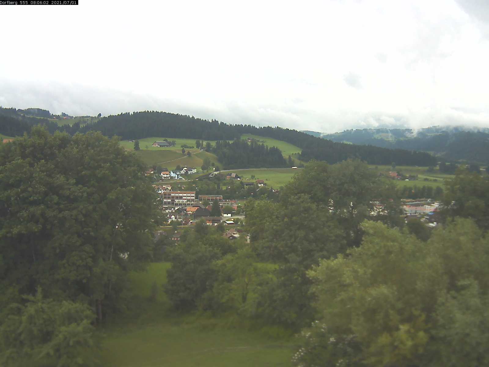 Webcam-Bild: Aussicht vom Dorfberg in Langnau 20210701-080601