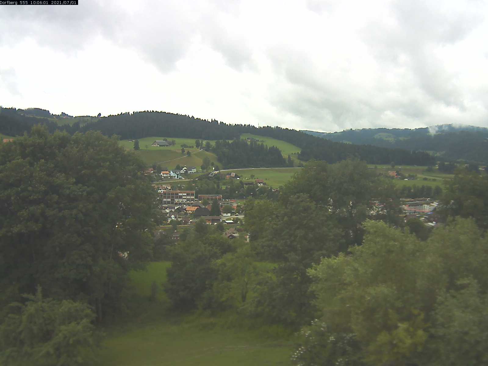 Webcam-Bild: Aussicht vom Dorfberg in Langnau 20210701-100601