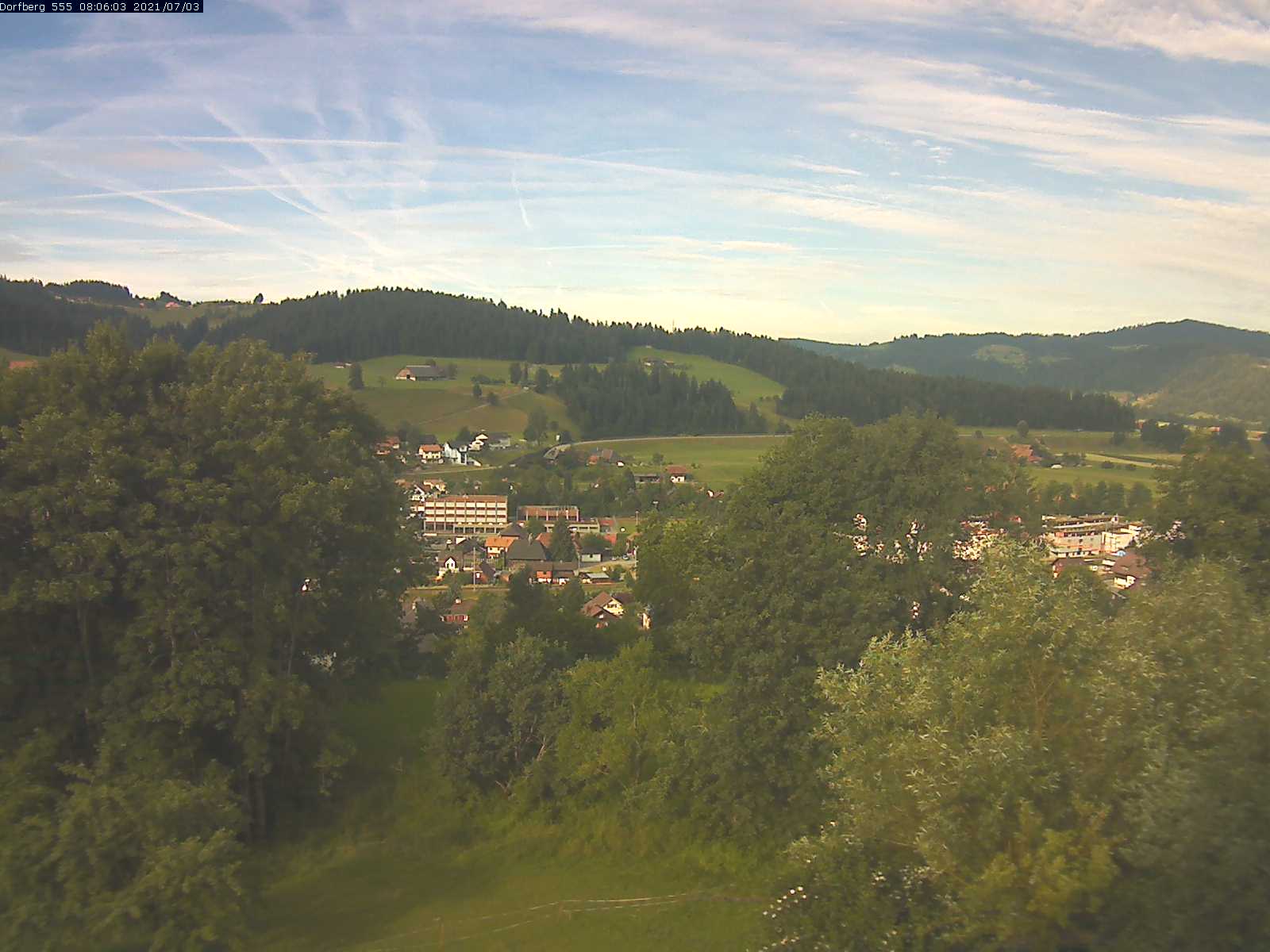 Webcam-Bild: Aussicht vom Dorfberg in Langnau 20210703-080601