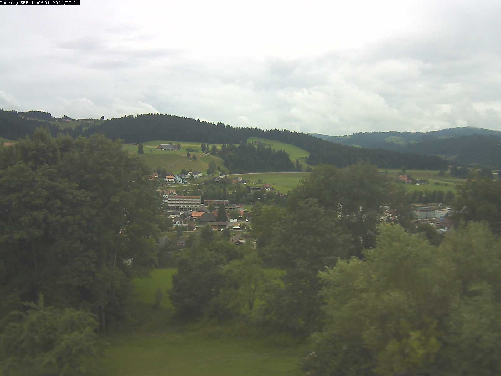 Webcam-Bild: Aussicht vom Dorfberg in Langnau 20210704-140601