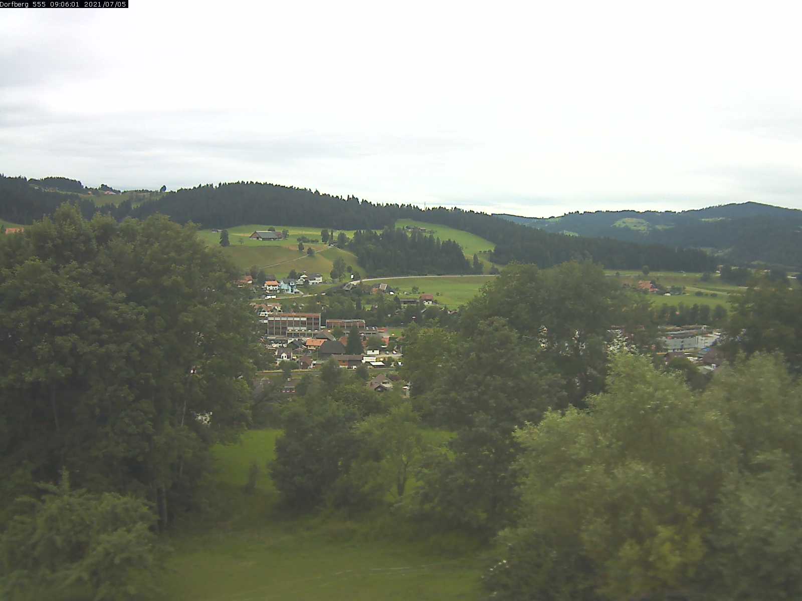 Webcam-Bild: Aussicht vom Dorfberg in Langnau 20210705-090601