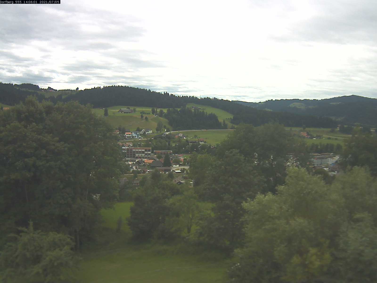 Webcam-Bild: Aussicht vom Dorfberg in Langnau 20210705-140601