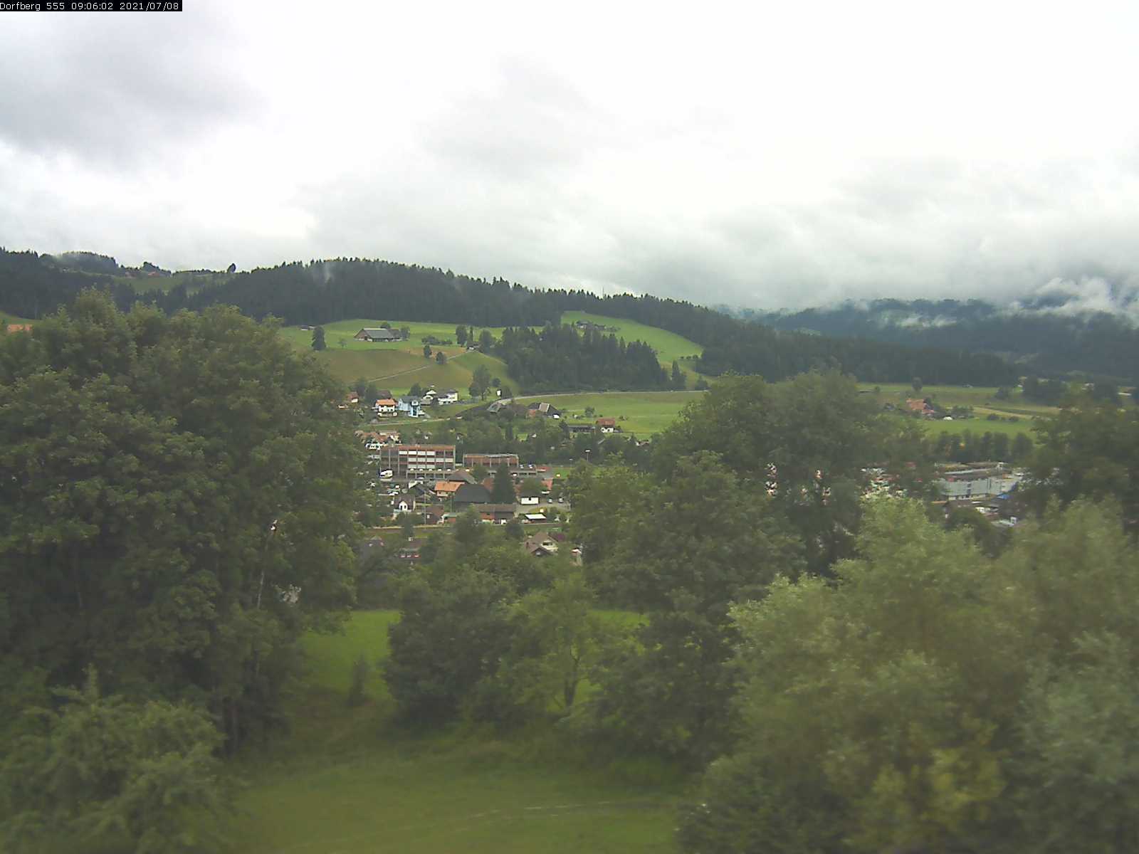 Webcam-Bild: Aussicht vom Dorfberg in Langnau 20210708-090601