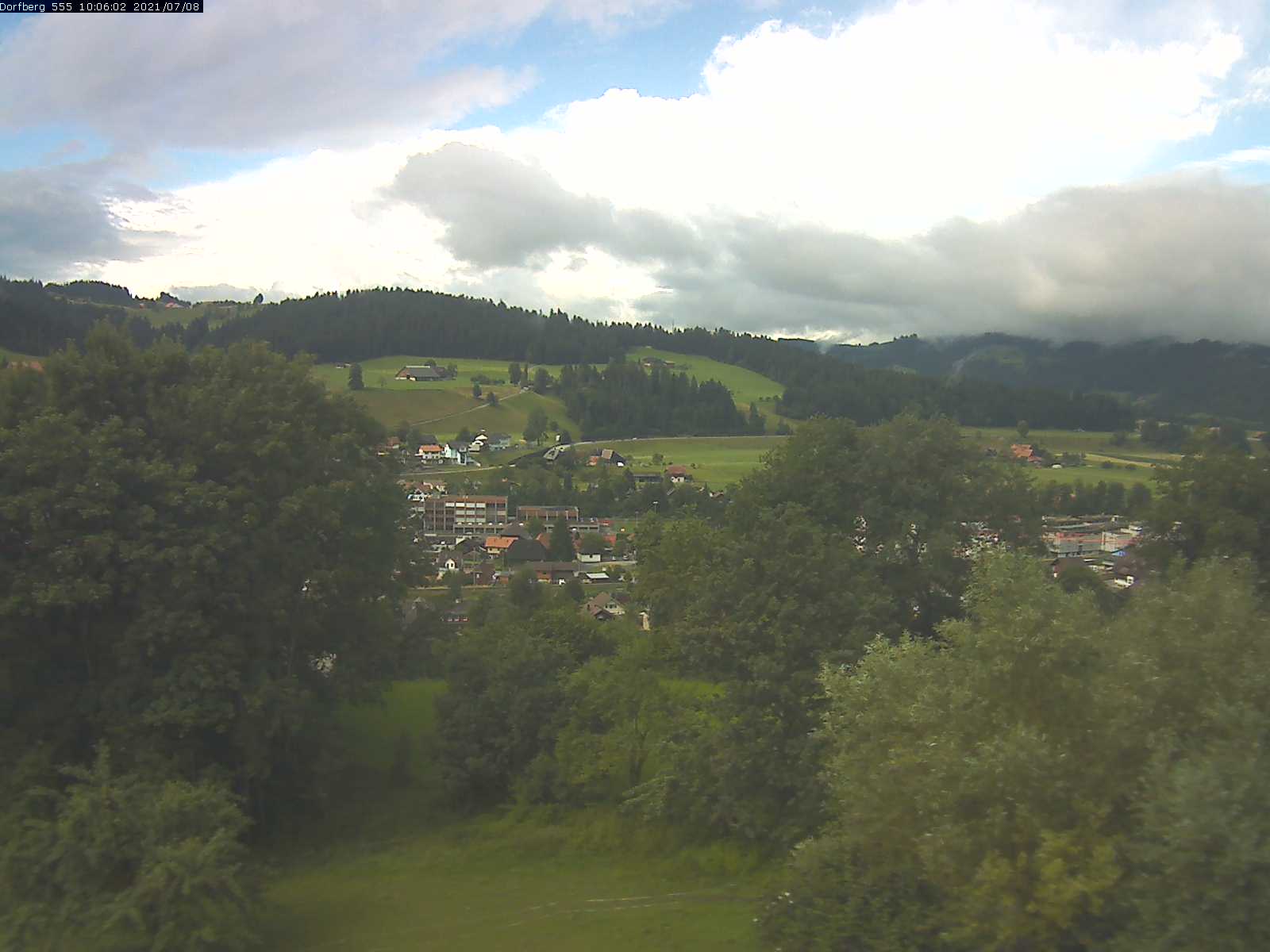 Webcam-Bild: Aussicht vom Dorfberg in Langnau 20210708-100601