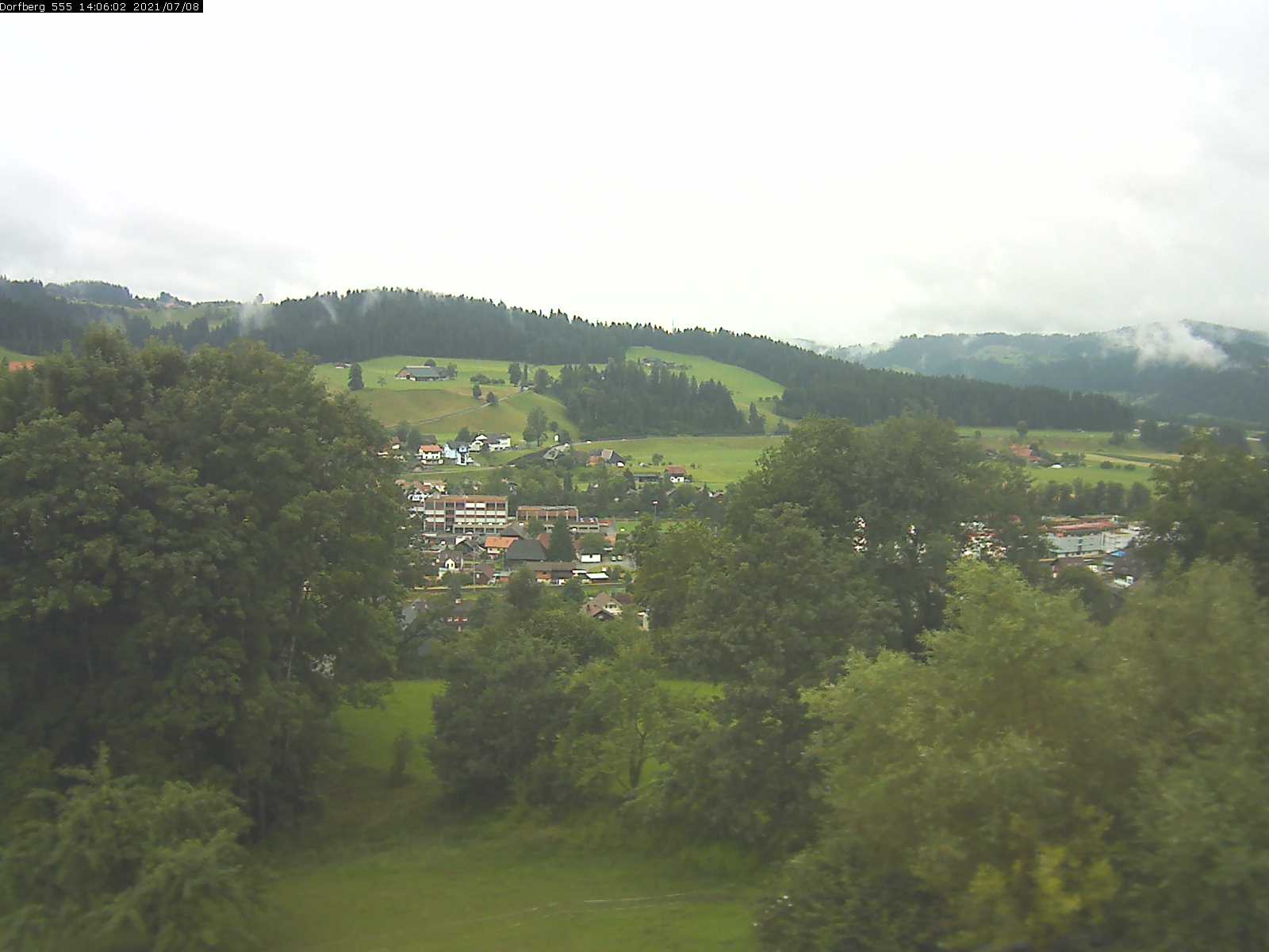 Webcam-Bild: Aussicht vom Dorfberg in Langnau 20210708-140601