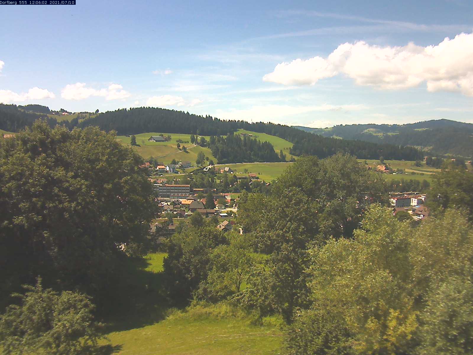 Webcam-Bild: Aussicht vom Dorfberg in Langnau 20210710-120601