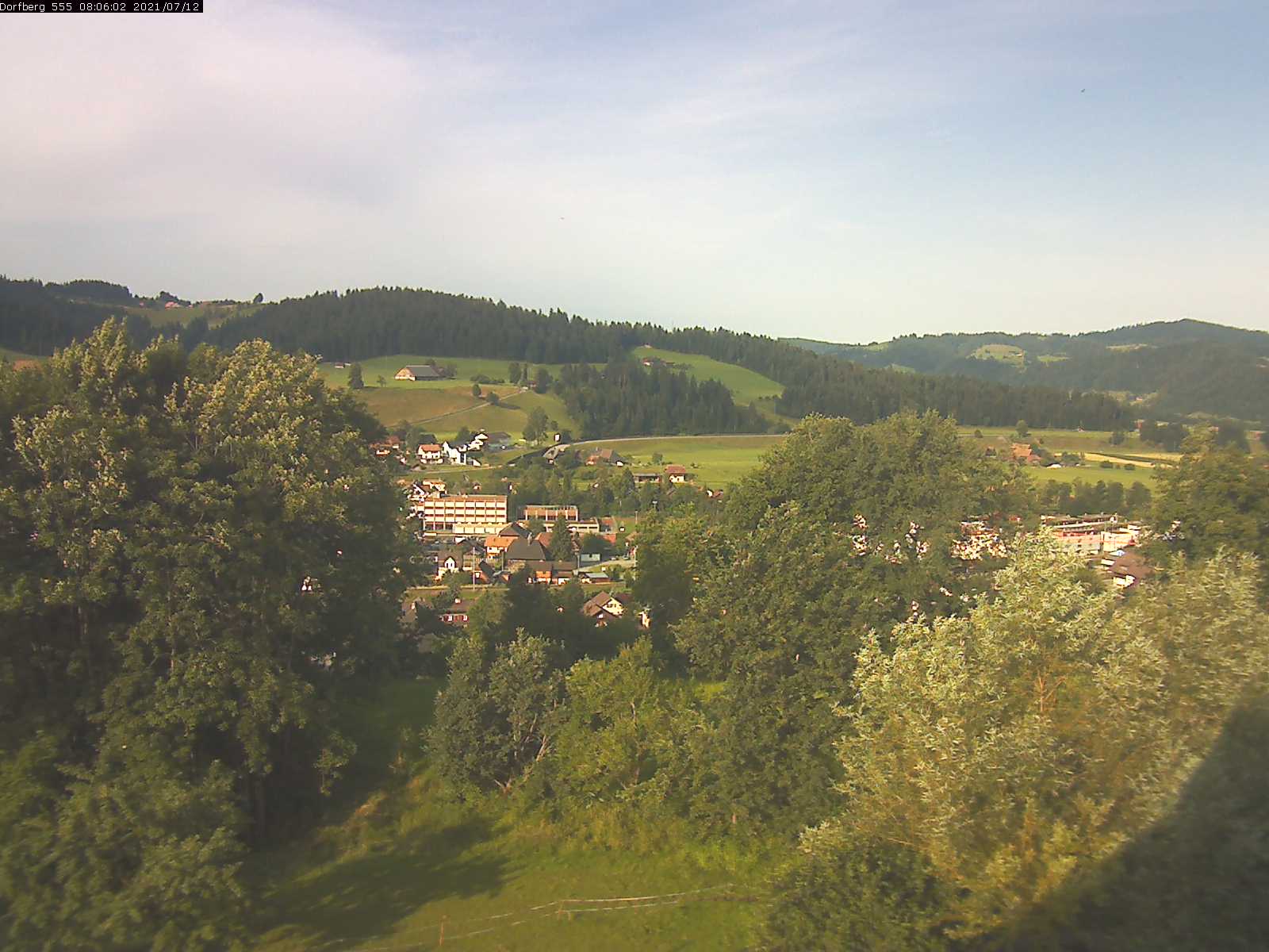 Webcam-Bild: Aussicht vom Dorfberg in Langnau 20210712-080601