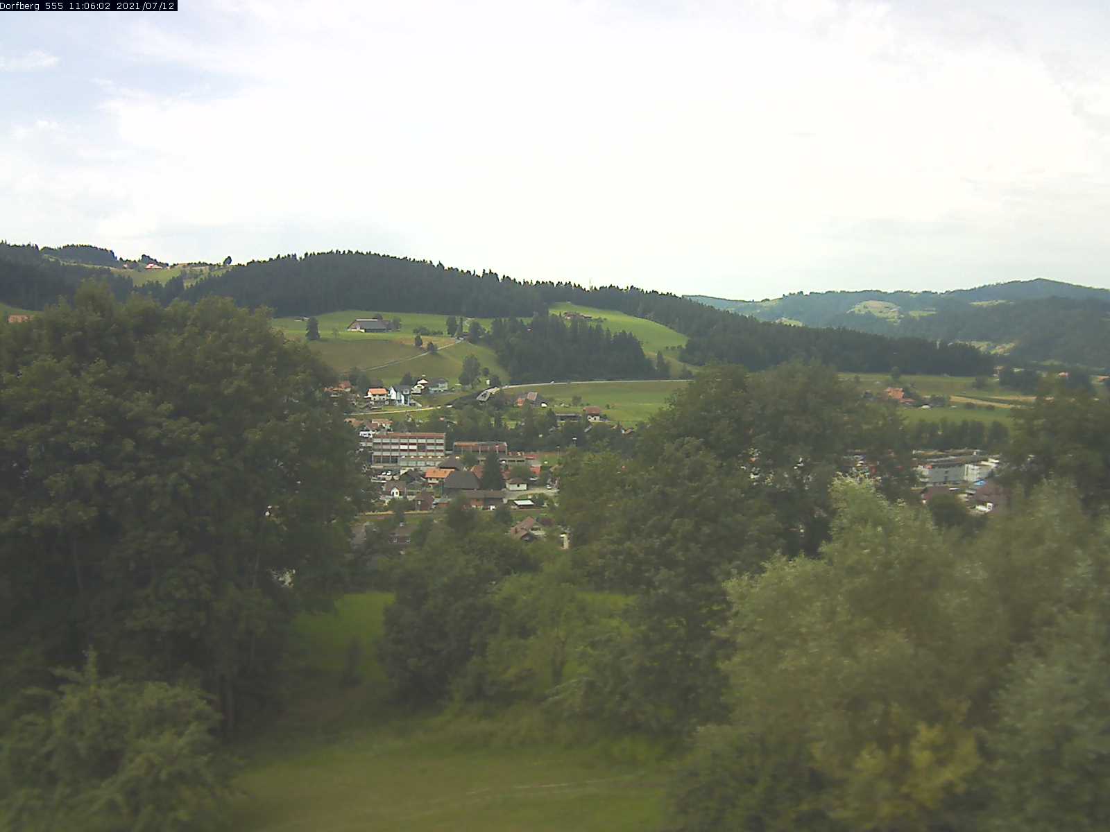Webcam-Bild: Aussicht vom Dorfberg in Langnau 20210712-110601