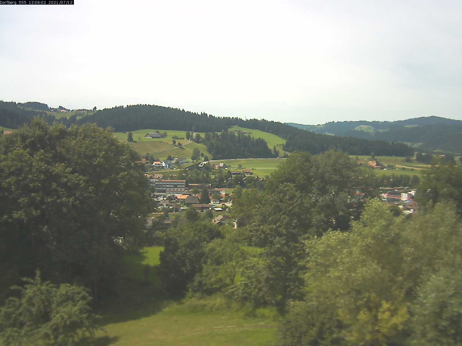 Webcam-Bild: Aussicht vom Dorfberg in Langnau 20210712-120601