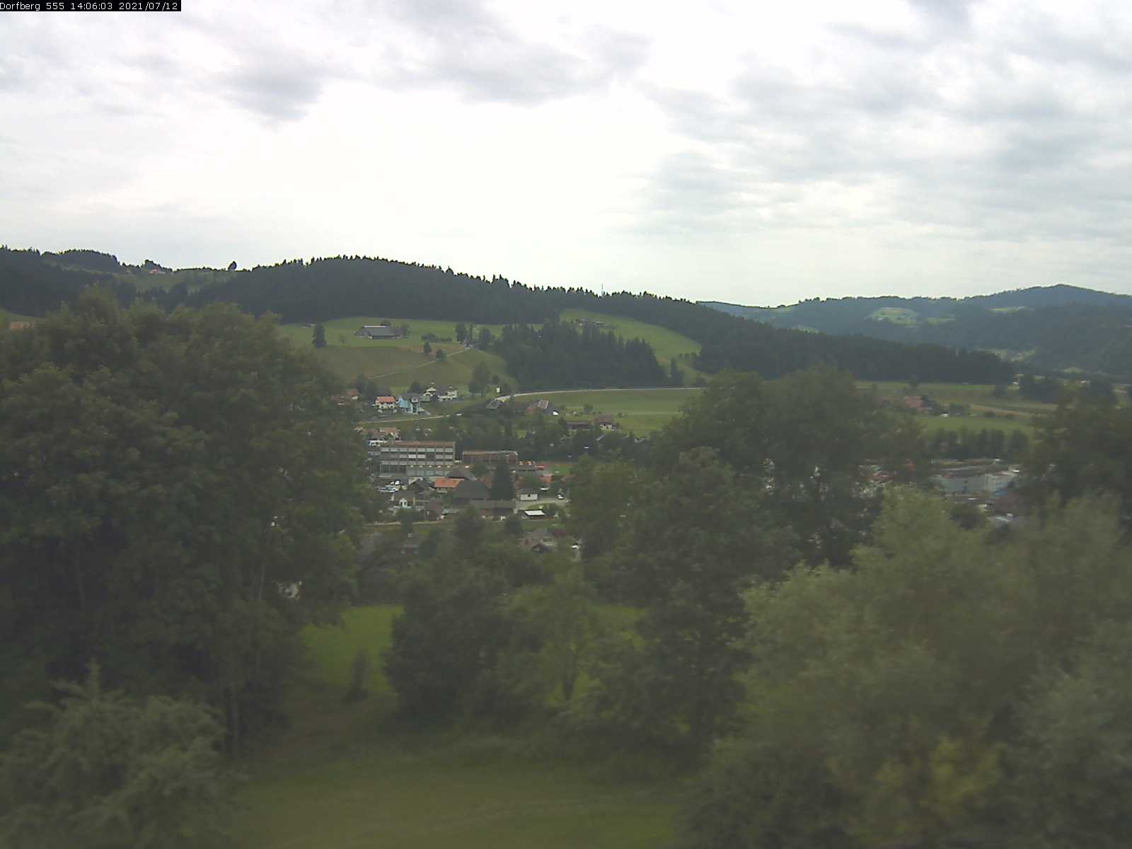Webcam-Bild: Aussicht vom Dorfberg in Langnau 20210712-140601