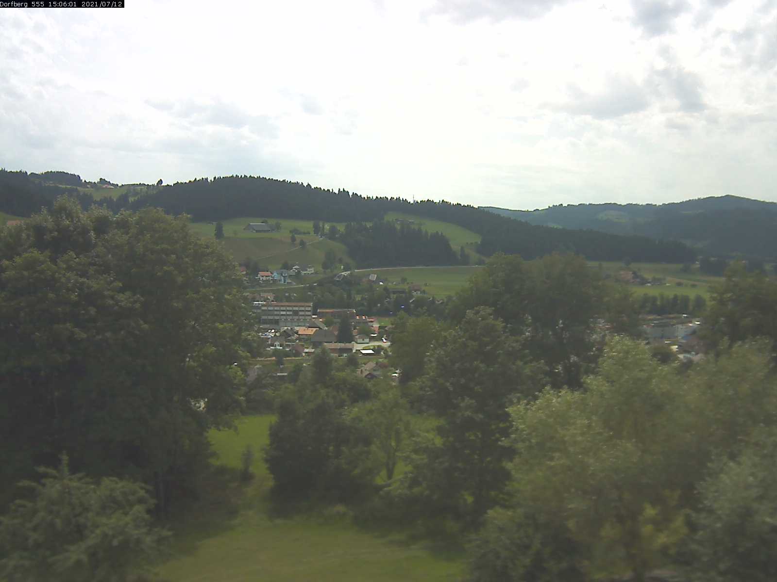 Webcam-Bild: Aussicht vom Dorfberg in Langnau 20210712-150601